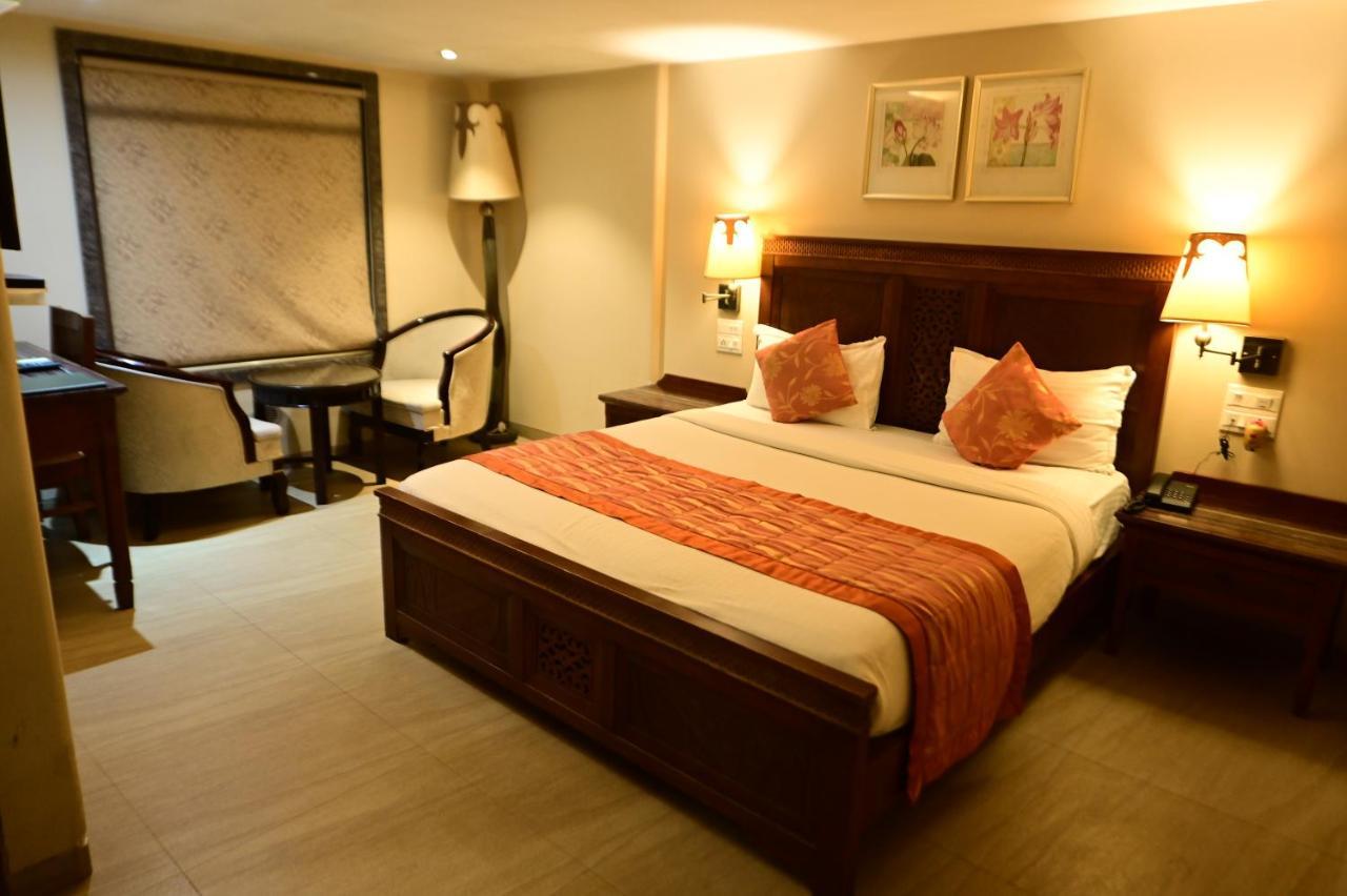 Hotel Sai Inn Mumbai Exterior photo